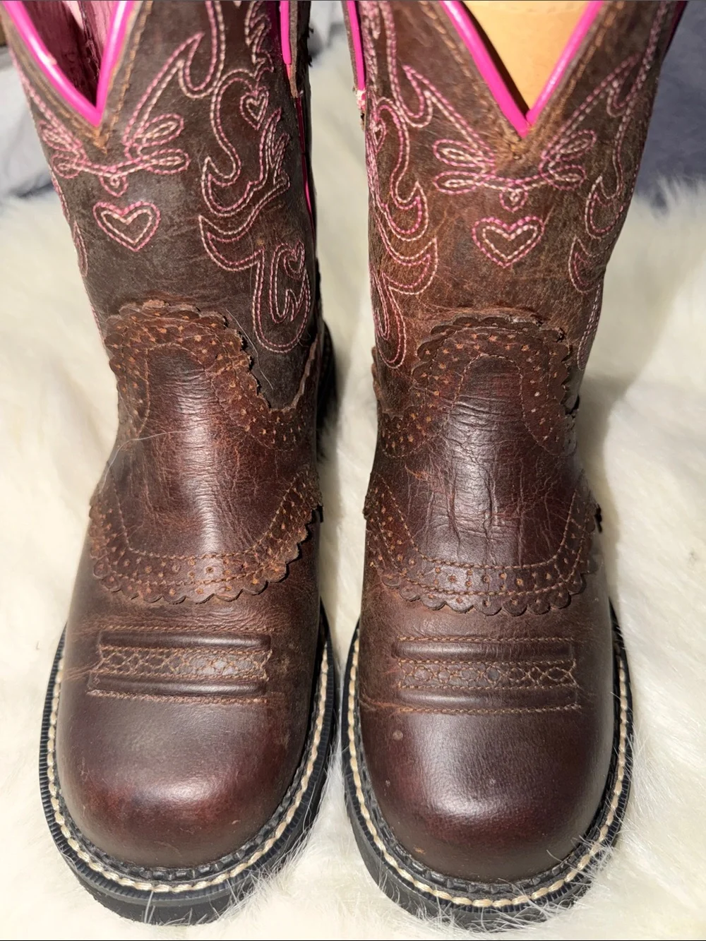 Ariat wear tabs stylish